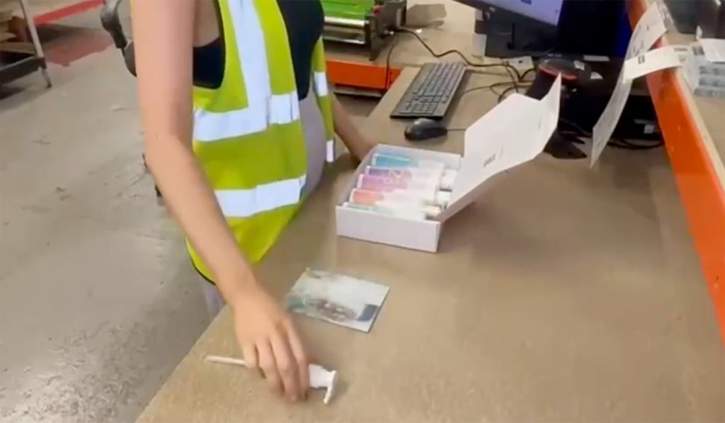Fulfilment-packing-thumbnail
